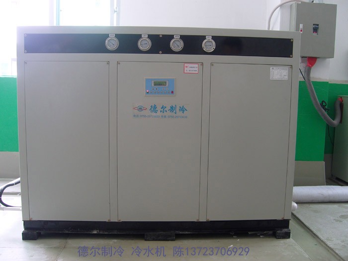 德爾制冷冷水機用于電鍍行業